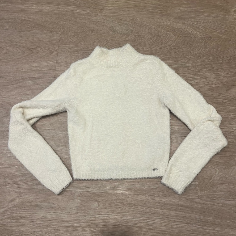 Hollister White Sweater